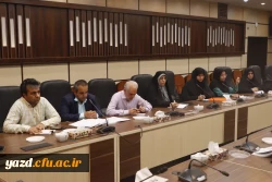 نشست هم اندیشی مدیران دانشگاه فرهنگیان یزد با اساتید و مشاوران پردیس های استانی 
 6