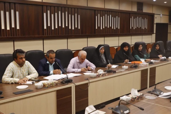 نشست هم اندیشی مدیران دانشگاه فرهنگیان یزد با اساتید و مشاوران پردیس های استانی 
 6