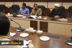 نشست هم اندیشی مدیران دانشگاه فرهنگیان یزد با اساتید و مشاوران پردیس های استانی 
 7