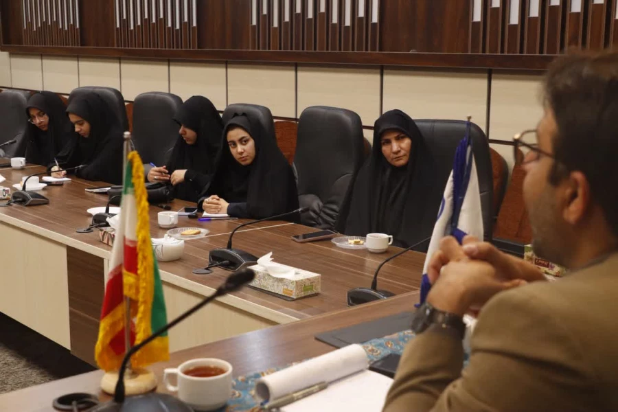 انتخابات؛ مظهر حماسه ملی، مردم سالاری دینی و هویت انقلابی 4