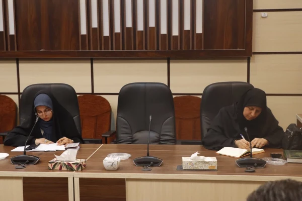 پانزدهمین جلسه کمیته تغذیه دانشگاه فرهنگیان یزد برگزار شد.
 3