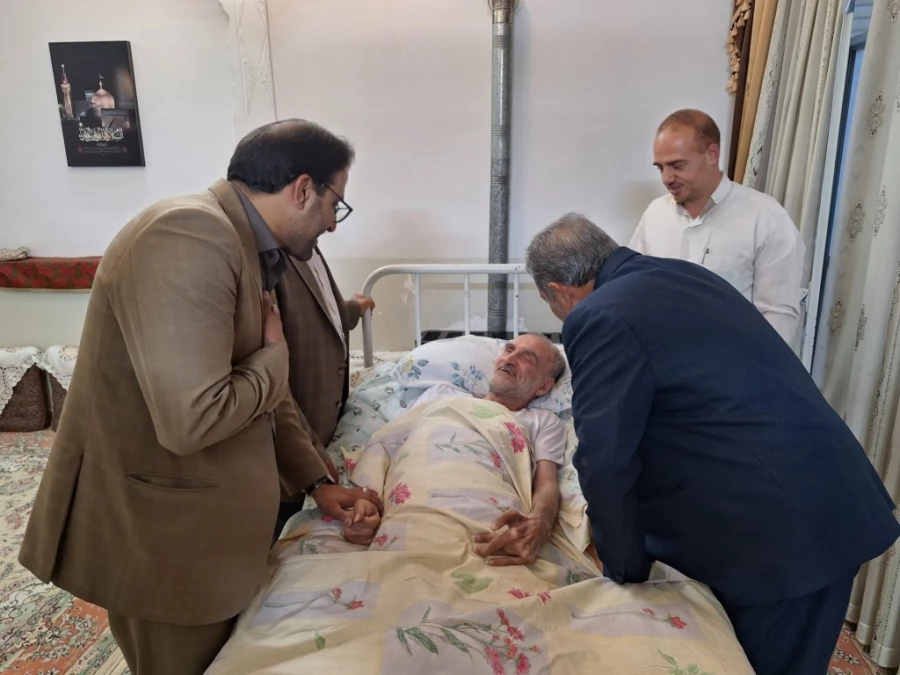 دیدار سرپرست دانشگاه فرهنگیان یزد با دو پیشکسوت مرکز تربیت معلم شهید پاک نژاد
 6