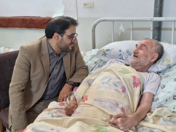 دیدار سرپرست دانشگاه فرهنگیان یزد با دو پیشکسوت مرکز تربیت معلم شهید پاک نژاد
 7