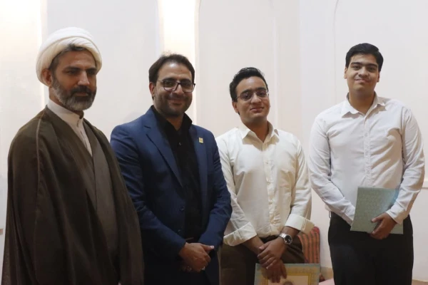 تقدیر از فعالان فرهنگی و دانشجویی پردیس شهیدان پاکنژاد دانشگاه فرهنگیان یزد 
 3