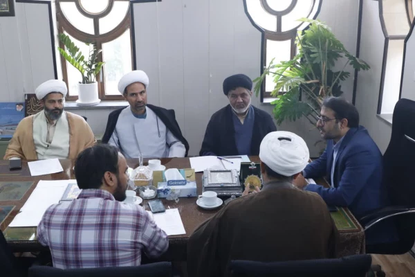 انعقاد تفاهم نامه دانشگاه فرهنگیان استان یزد با ستاد اقامه نماز استان 
 4