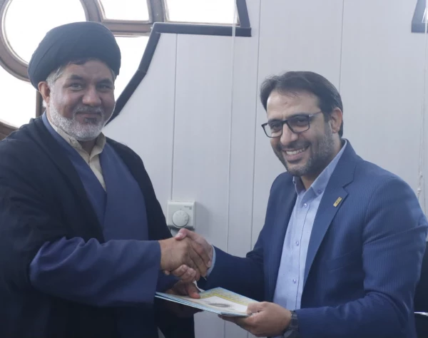 انعقاد تفاهم نامه دانشگاه فرهنگیان استان یزد با ستاد اقامه نماز استان 
 6