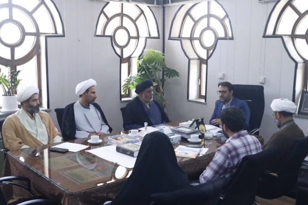 انعقاد تفاهم نامه دانشگاه فرهنگیان استان یزد با ستاد اقامه نماز استان 
 7