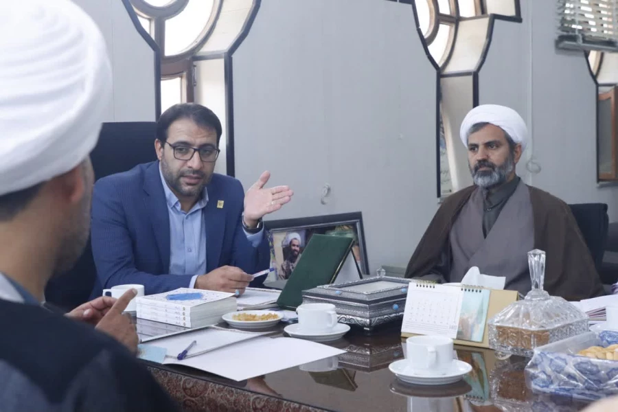 انعقاد تفاهم نامه دانشگاه فرهنگیان استان یزد با ستاد اقامه نماز استان 
 8