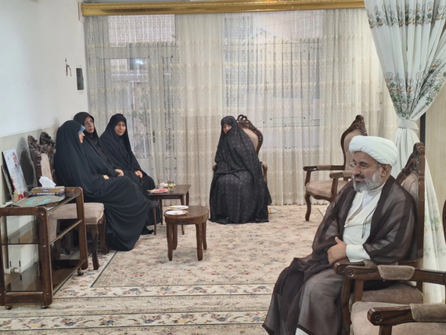 دیدار سرپرست دانشگاه فرهنگیان یزد با خانواده مرحوم استاد علی مازارچی و حضور در مراسم سالگرد مرحوم رمضان صادقیان از پیشکسوتان دانشگاه 5