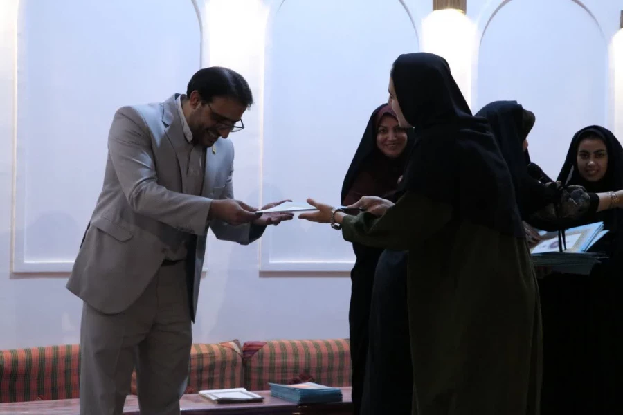 تقدیر از فعالان فرهنگی و دانشجویی پردیس حضرت فاطمه الزهرا(س) دانشگاه فرهنگیان یزد 
 5