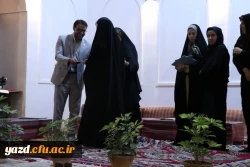 تقدیر از فعالان فرهنگی و دانشجویی پردیس حضرت فاطمه الزهرا(س) دانشگاه فرهنگیان یزد 
 7