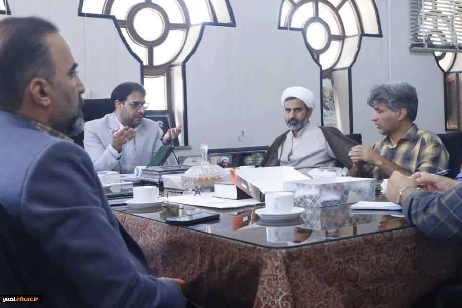 بیست و پنجمین جلسه شورای مدیریت، نظارت، ارزیابی و توسعه منابع دانشگاه فرهنگیان یزد برگزار شد. 
 3