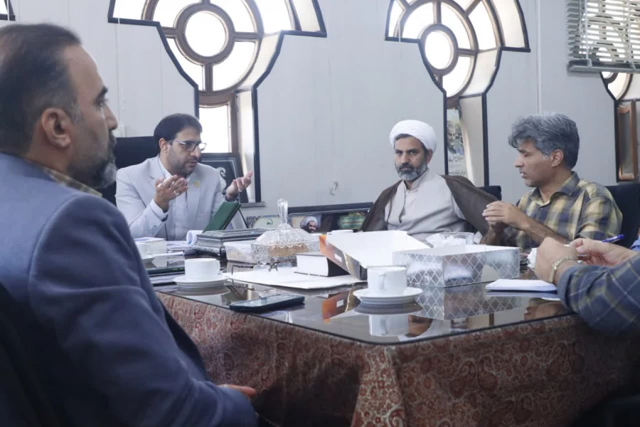 بیست و پنجمین جلسه شورای مدیریت، نظارت، ارزیابی و توسعه منابع دانشگاه فرهنگیان یزد برگزار شد. 
 2