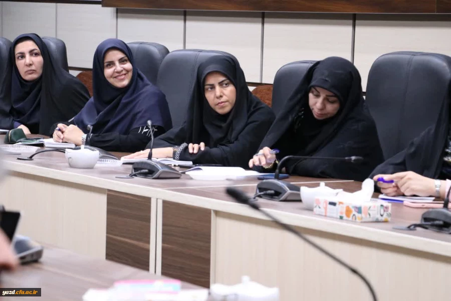 سومین نشست هماهنگی و هم افزایی ارزیابان حرفه ای تخصصی دانشگاه فرهنگیان یزد برگزار شد. 
 2