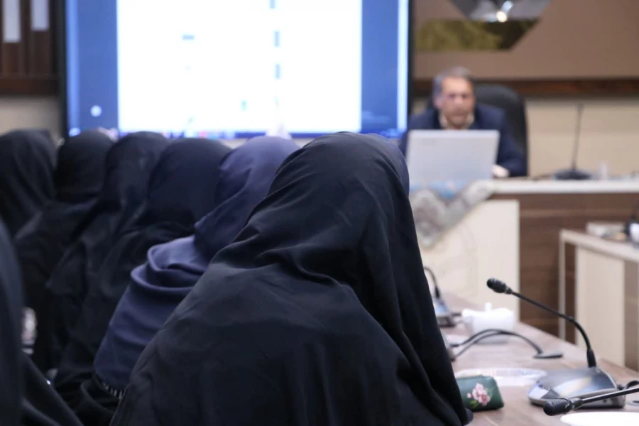 سومین نشست هماهنگی و هم افزایی ارزیابان حرفه ای_تخصصی دانشگاه فرهنگیان یزد برگزار شد. 
 2