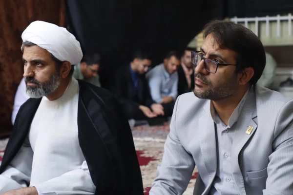 مراسم بزرگداشت اربعین شهید جمهور و دیگر شهدای خدمت در دانشگاه فرهنگیان یزد برگزار شد.
 2