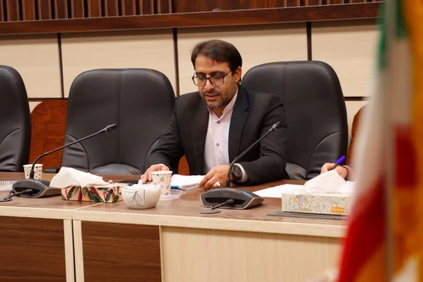 بیستمین جلسه گروه های آموزشی پردیس شهیدان پاک نژاد برگزار شد. 5