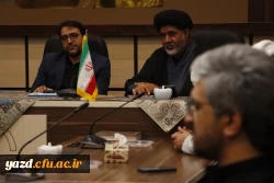 نشست مشترک ستاد اقامه نماز دانشگاه با ستاد اقامه نماز کشور برگزار شد. 
 3