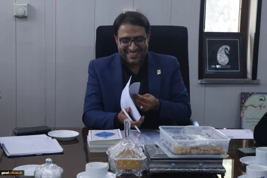 کارگروه ارزیابی متقاضیان فعالیت به صورت مأمورین اداری و آموزشی در دانشگاه فرهنگیان یزد تشکیل شد.
 5