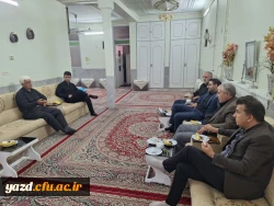 دیدار سرپرست دانشگاه فرهنگیان یزد با دو پیشکسوت مرکز تربیت معلم شهید پاک نژاد یزد 4