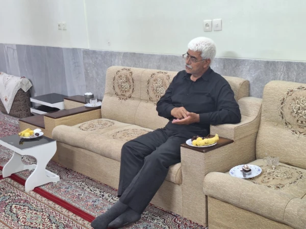 دیدار سرپرست دانشگاه فرهنگیان یزد با دو پیشکسوت مرکز تربیت معلم شهید پاک نژاد یزد 7
