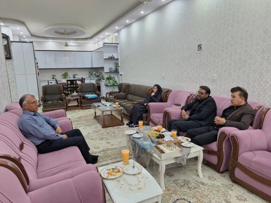 دیدار سرپرست دانشگاه فرهنگیان یزد با پیشکسوت پردیس شهیدان پاک نژاد دانشگاه فرهنگیان یزد 4