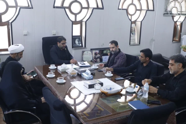 دیدار صمیمانه مسئول بسیج فرهنگیان کشور با مدیران دانشگاه فرهنگیان استان یزد
 4