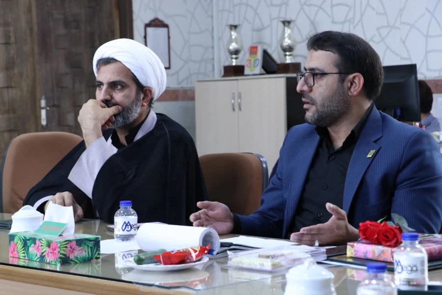 مسئول تمشیت و رسیدگی به امور آموزشی، پژوهشی و فرهنگی پردیس فاطمه الزهرا سلام الله علیها استان یزد معرفی شد.
 2