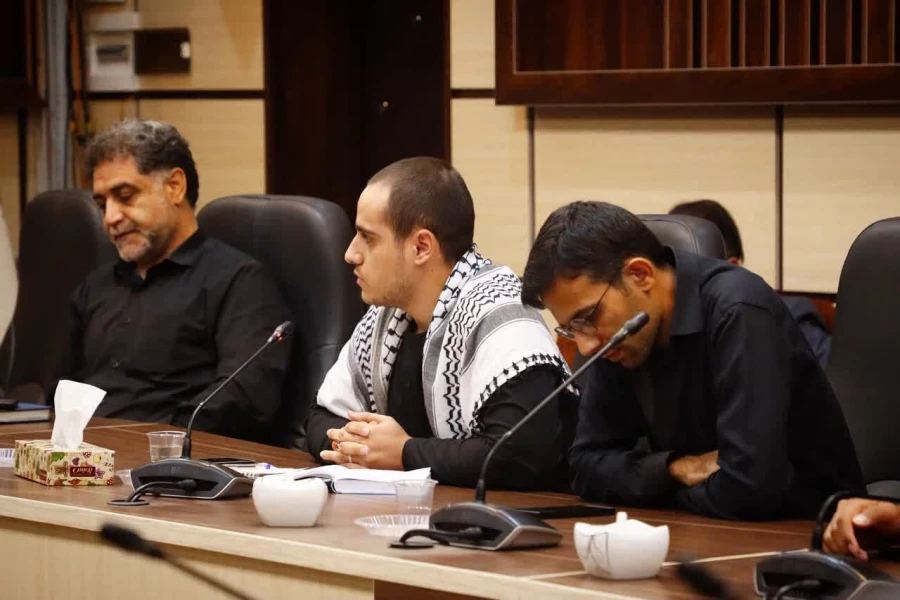  برگزاری آئین تکریم و معارفه مسئولین بسیج دانشجویی پردیس های دانشگاه فرهنگیان یزد  7