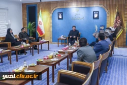 سومین جلسه هیات امنای دانشگاه فرهنگیان استان یزد به ریاست استاندار برگزار شد. 
 5