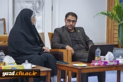 سومین جلسه هیات امنای دانشگاه فرهنگیان استان یزد به ریاست استاندار برگزار شد. 
 6