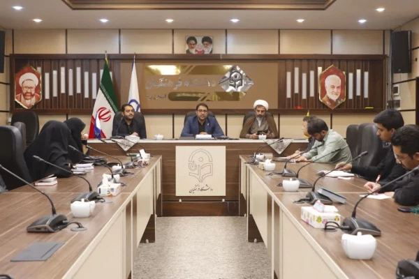 جلسه استانی ستاد اربعین دانشگاه فرهنگیان استان یزد برگزار شد.
 4