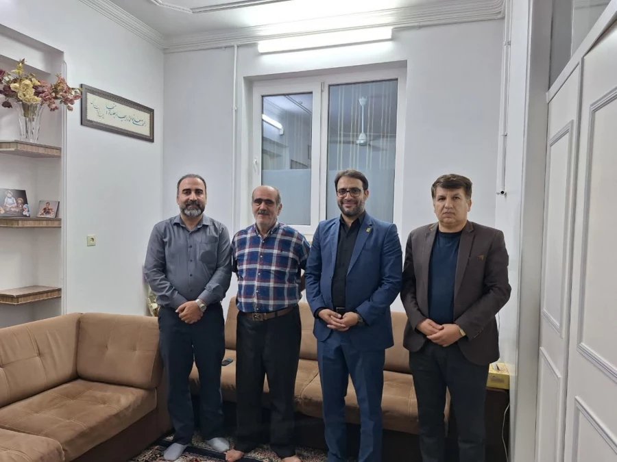 دیدار سرپرست دانشگاه فرهنگیان یزد با پیشکسوت مرکز تربیت معلم حضرت فاطمه الزهرا(س) یزد 6