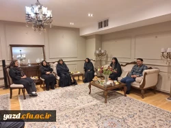 دیدار سرپرست و مدیران دانشگاه فرهنگیان یزد با دو پیشکسوت پردیس حضرت فاطمه الزهرا(س) یزد 5