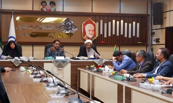 بیست و هشتمین جلسه شورای مدیریت، نظارت و ارزیابی دانشگاه فرهنگیان استان یزد برگزار شد. 3