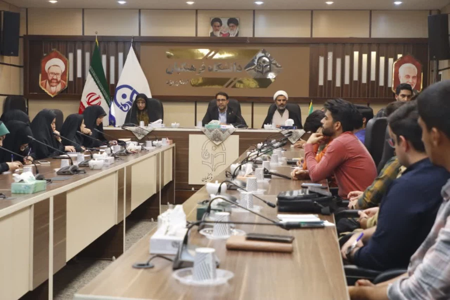 یکصد و بیستمین جلسه شورای فرهنگی اجتماعی دانشگاه فرهنگیان استان یزد برگزار شد. 3