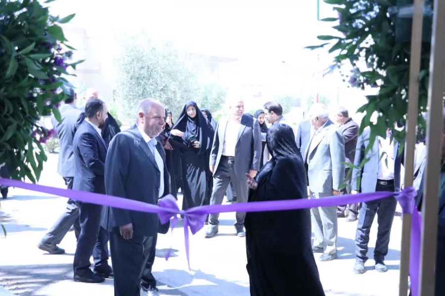 آیین افتتاح خوابگاه حضرت فاطمه الزهرا سلام الله علیها پردیس خواهران دانشگاه فرهنگیان استان یزد برگزار شد. 16