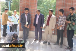 مراسم تجدید میثاق اساتید، کارمندان و دانشجو معلمان دانشگاه فرهنگیان یزد با امام و شهداء گرانقدر برگزار شد. 4