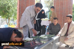 مراسم تجدید میثاق اساتید، کارمندان و دانشجو معلمان دانشگاه فرهنگیان یزد با امام و شهداء گرانقدر برگزار شد. 5