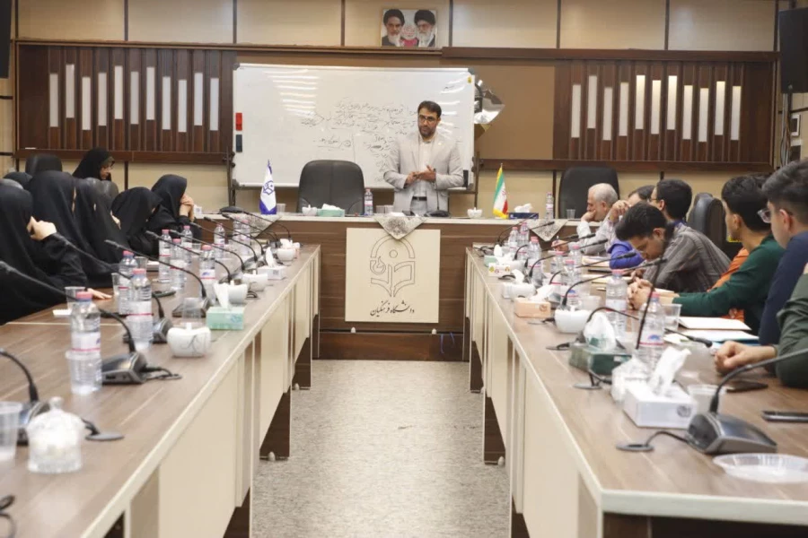 یکصد و بیست و یکمین جلسه شورای فرهنگی اجتماعی دانشگاه فرهنگیان استان یزد برگزار شد. 4