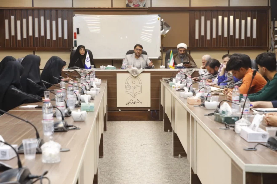 یکصد و بیست و یکمین جلسه شورای فرهنگی اجتماعی دانشگاه فرهنگیان استان یزد برگزار شد. 6