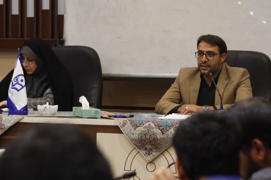 یکصد و بیست و دومین جلسه شورای فرهنگی اجتماعی دانشگاه فرهنگیان استان یزد برگزار شد. 7