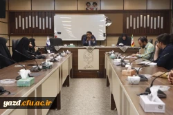 یکصد و بیست و سومین جلسه شورای فرهنگی اجتماعی دانشگاه فرهنگیان استان یزد برگزار شد. 5