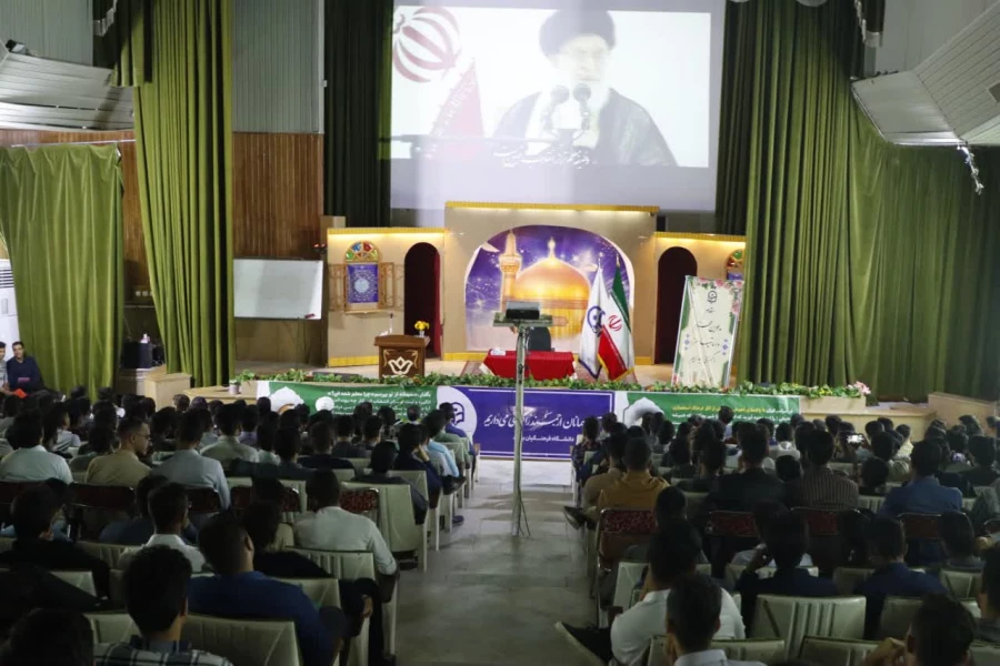 اردوی پیش دانشگاهی بصیرت ۴۰۳ ویژه نودانشجو معلمان پردیس های استانی دانشگاه فرهنگیان یزد برگزار شد. 3