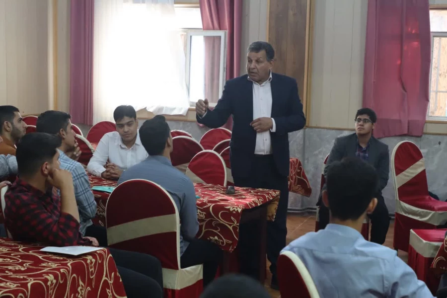 اردوی پیش دانشگاهی بصیرت ۴۰۳ ویژه نودانشجو معلمان پردیس های استانی دانشگاه فرهنگیان یزد برگزار شد. 13