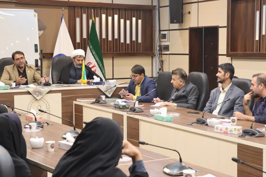 سومین دیدار صمیمانه سرپرست دانشگاه فرهنگیان یزد با نیروهای شرکتی و نگهبانان پردیس های استانی 5