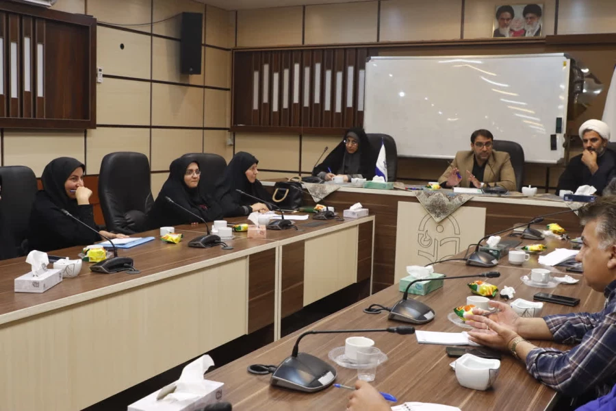 چهارمین دیدار صمیمانه سرپرست دانشگاه فرهنگیان یزد با سرپرستان سراها و مسئولان امور دانشجویی پردیس های استانی 3