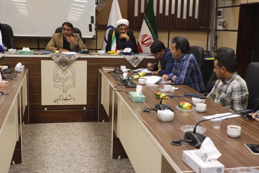 چهارمین دیدار صمیمانه سرپرست دانشگاه فرهنگیان یزد با سرپرستان سراها و مسئولان امور دانشجویی پردیس های استانی 6