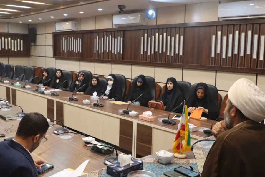 چهارمین دیدار صمیمانه سرپرست دانشگاه فرهنگیان یزد با اساتید و اعضای هیئت علمی پردیس های استانی 7