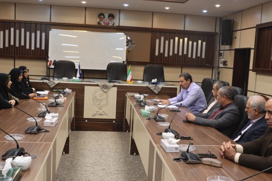 برگزاری چهاردهمین جلسه شورای پژوهشی و فناوری دانشگاه فرهنگیان استان یزد 5